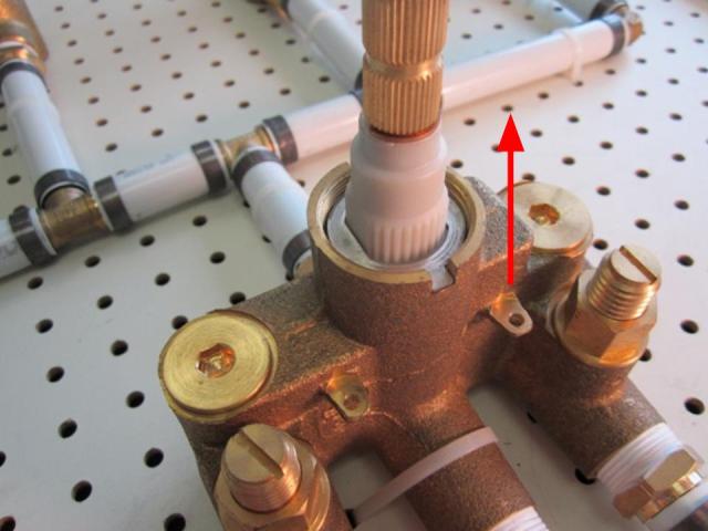 The fixed washer